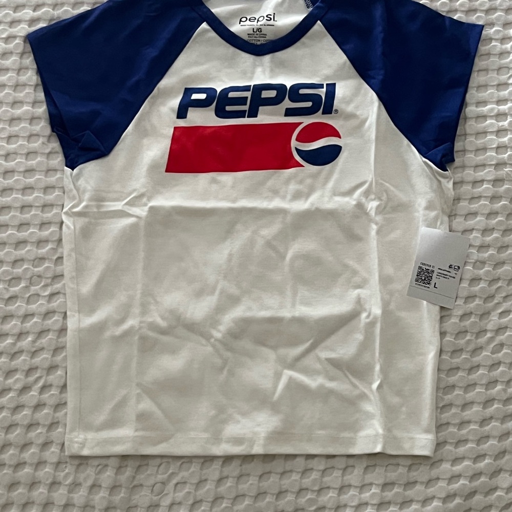 Forever 21 Pepsi Graphic Tee - Blue, Red, White